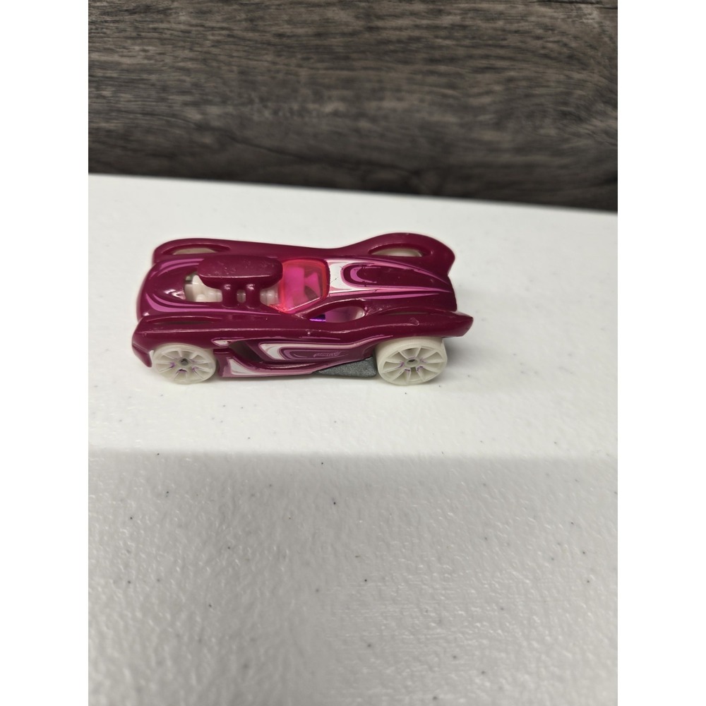 Hot Wheels Hot Pink Magenta Pearl White 16 Angels Race Car 2013 Malaysia